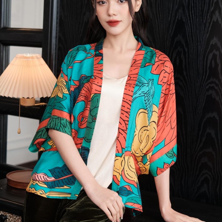 Áo kimono lụa xanh cam Hạnh phúc in chim, hoa và lá 